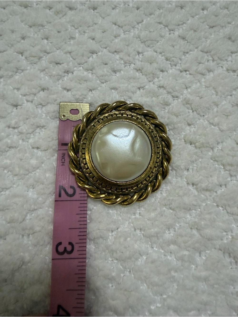 Vintage Signed GJD Ginnie Johansen Large Raised Faux Pearl Brooch Pin - Picture 7 of 8